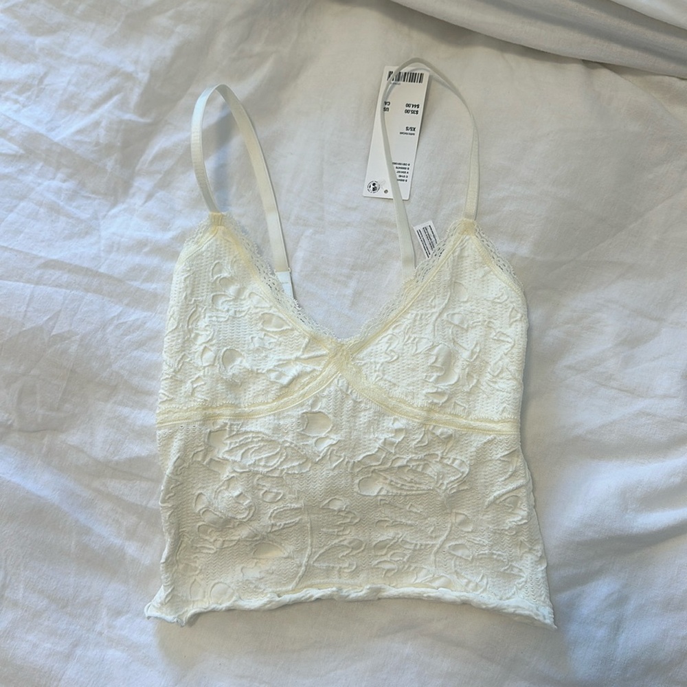 New UO Out from Under Flora Seamless Cami- Size xs/s